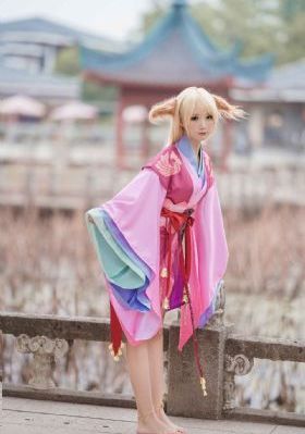 伊人yinren22综合开心_HD免费观看韩国